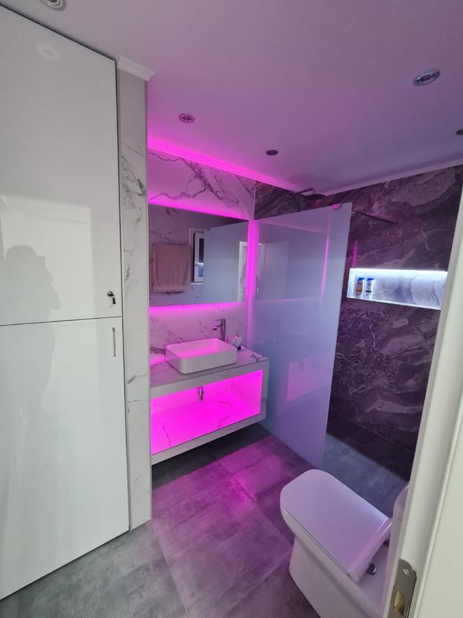 Luxury Apartment In Attiki Атина Екстериор снимка