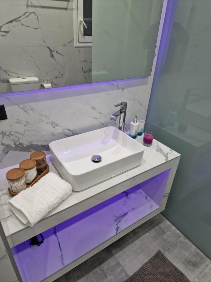 Luxury Apartment In Attiki Атина Екстериор снимка